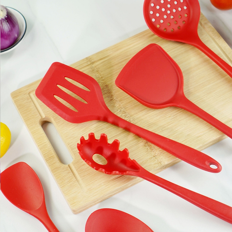 New silicone kitchen utensils and appliances 11 sets with kitchen have received iron non-stick frying-pans suitable shovel spoon